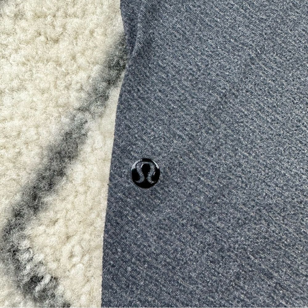 Lululemon Essence Tank - Picture 6 of 6